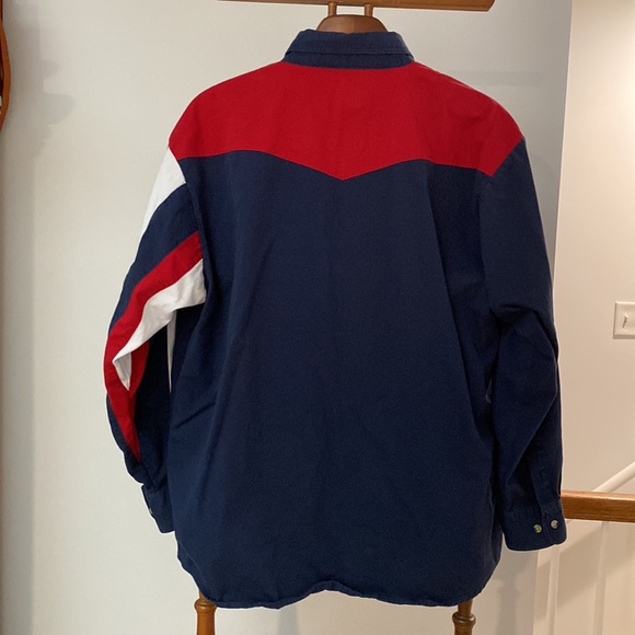 Wrangler Western Shirt. Red, White and Blue. Size XL - Picture 4 of 9